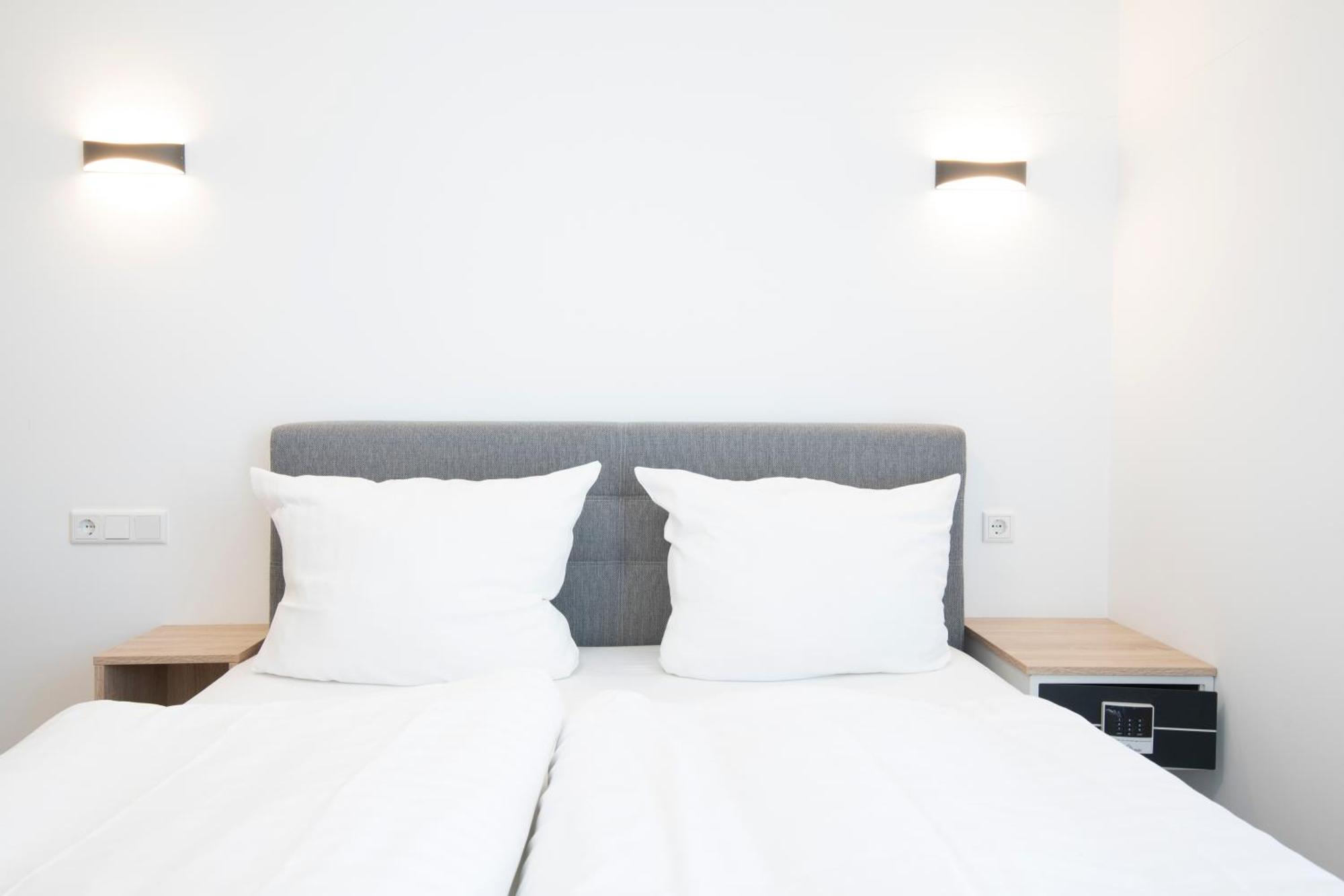 Smart & Stay Aparthotel Saarlouis Lisdorf - Self-Check-In - Free Parking Экстерьер фото